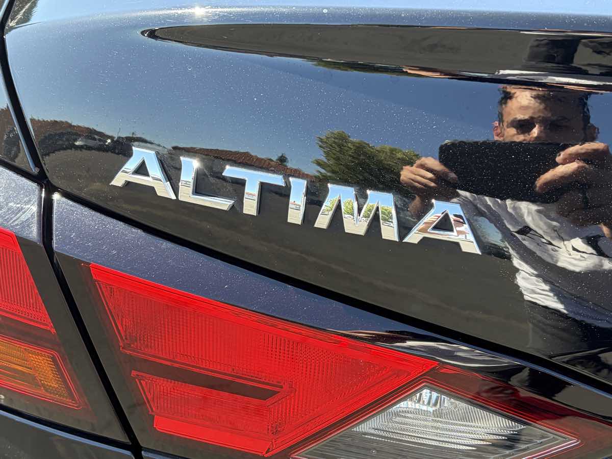 2022 Nissan Altima SR - Photo 7
