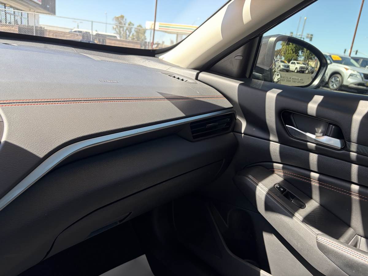 2022 Nissan Altima SR - Photo 18