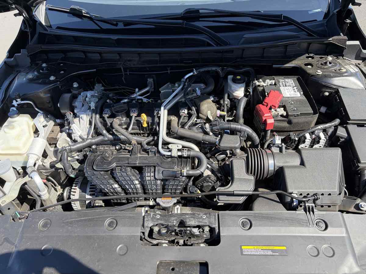 2022 Nissan Altima SR - Photo 20