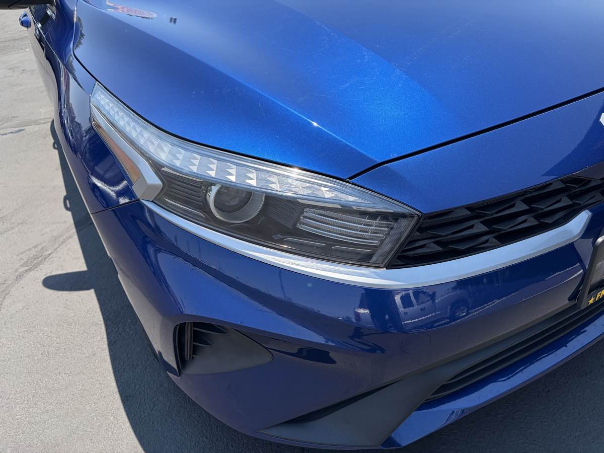 2023 Kia Forte LXS - Photo 24