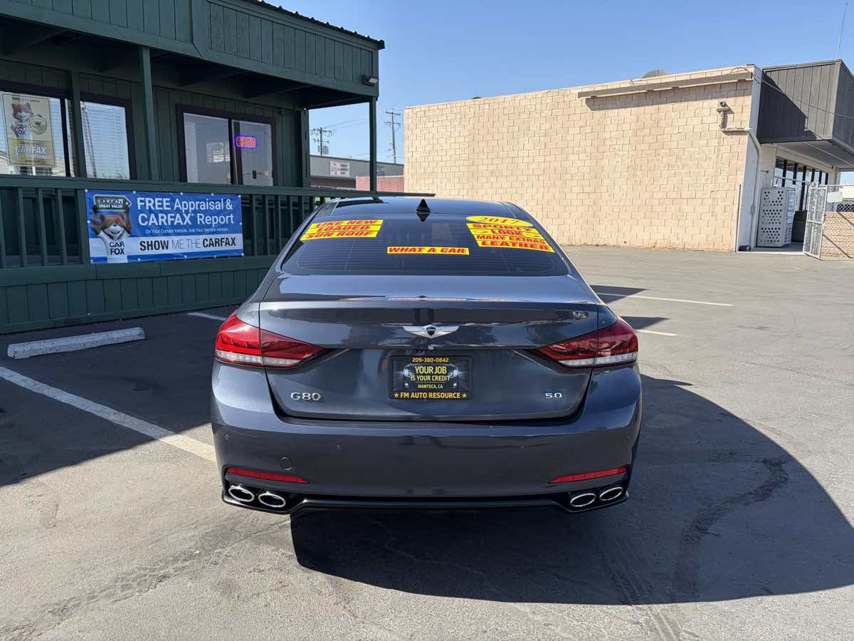 Photo 4 of this Genesis G80