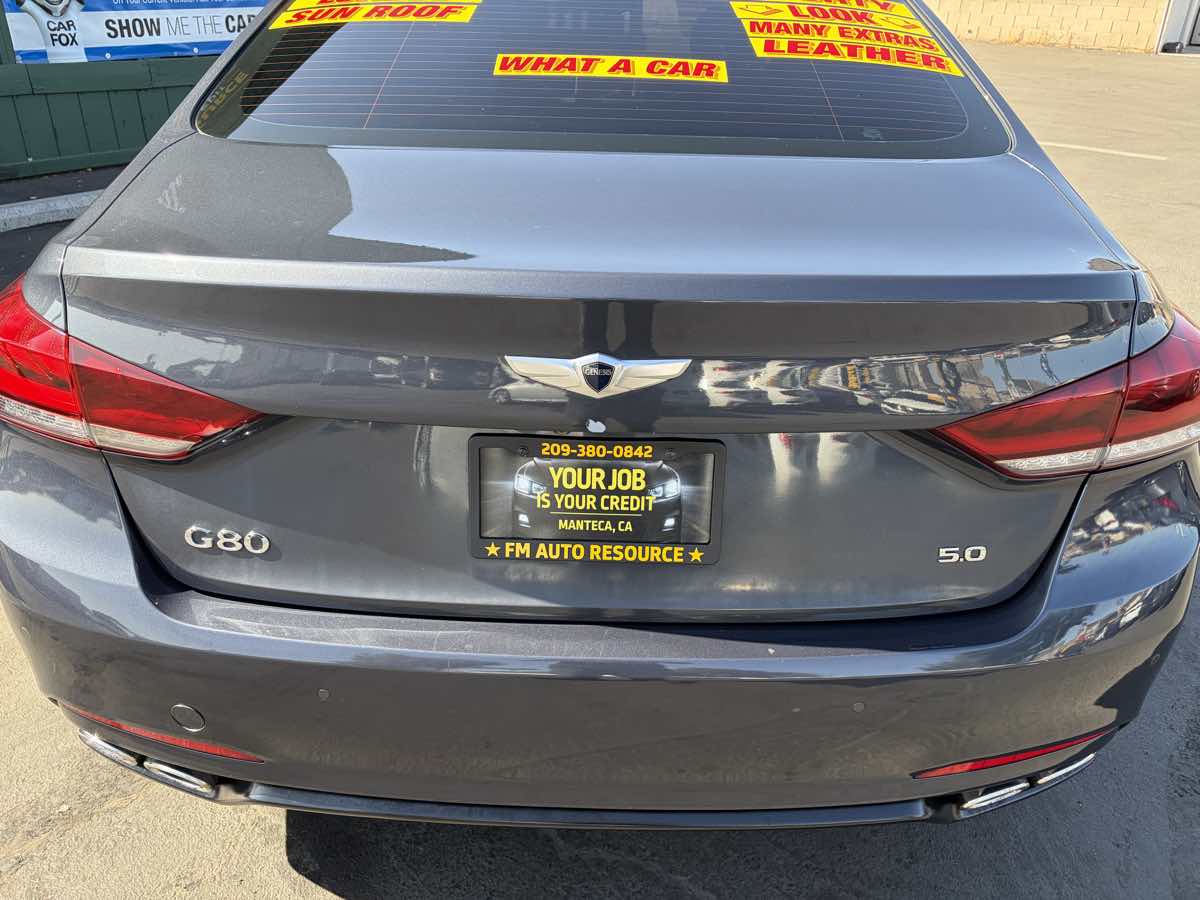 Photo 8 of this Genesis G80