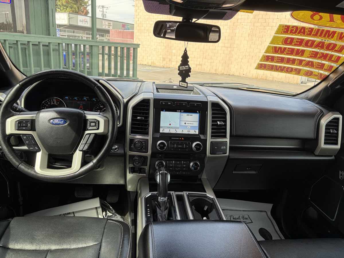 2018 Ford F-150 Lariat - Photo 11
