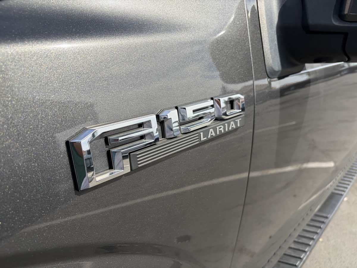 2018 Ford F-150 Lariat - Photo 19