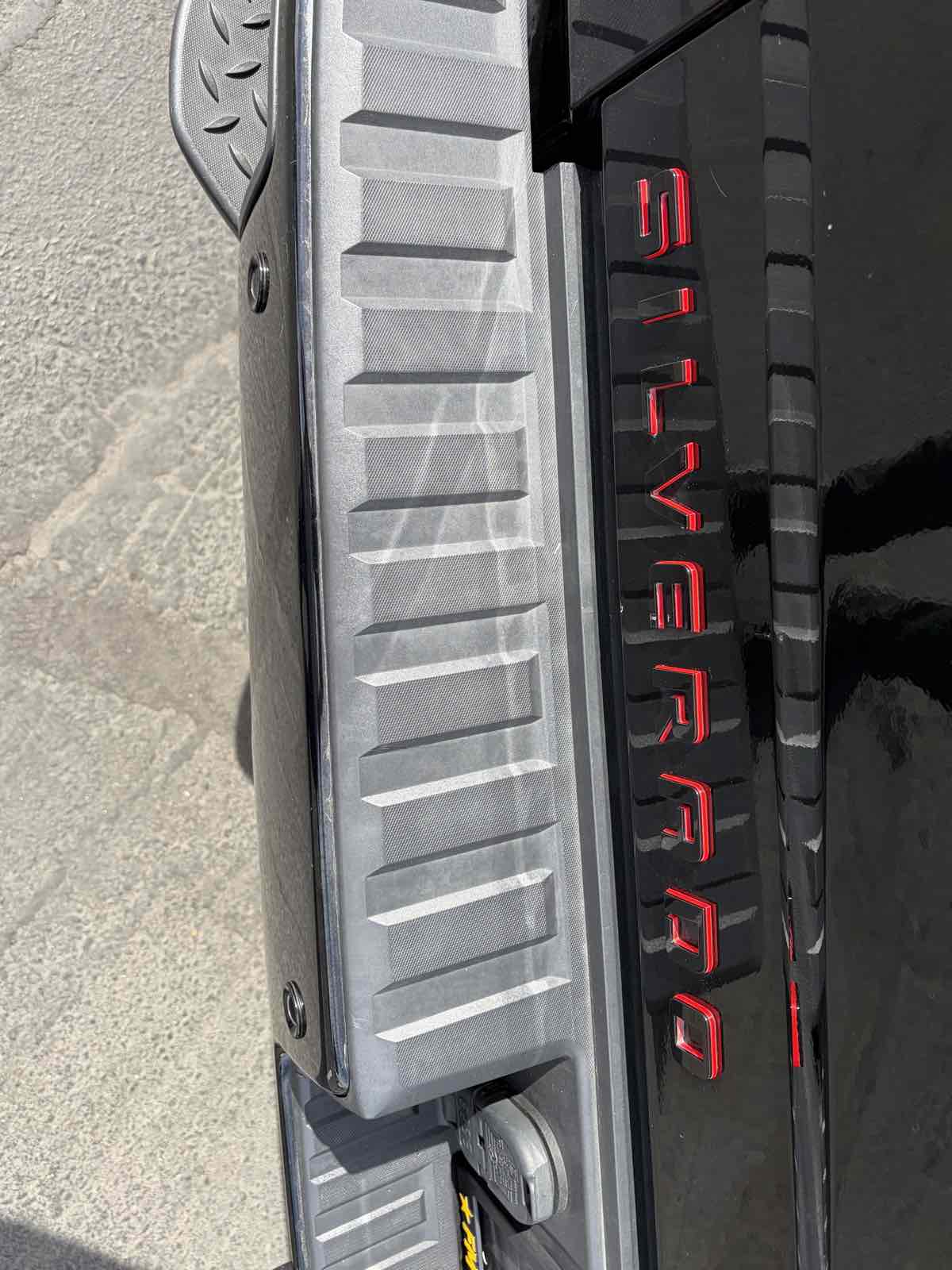 Photo 8 of this Chevrolet Silverado 1500