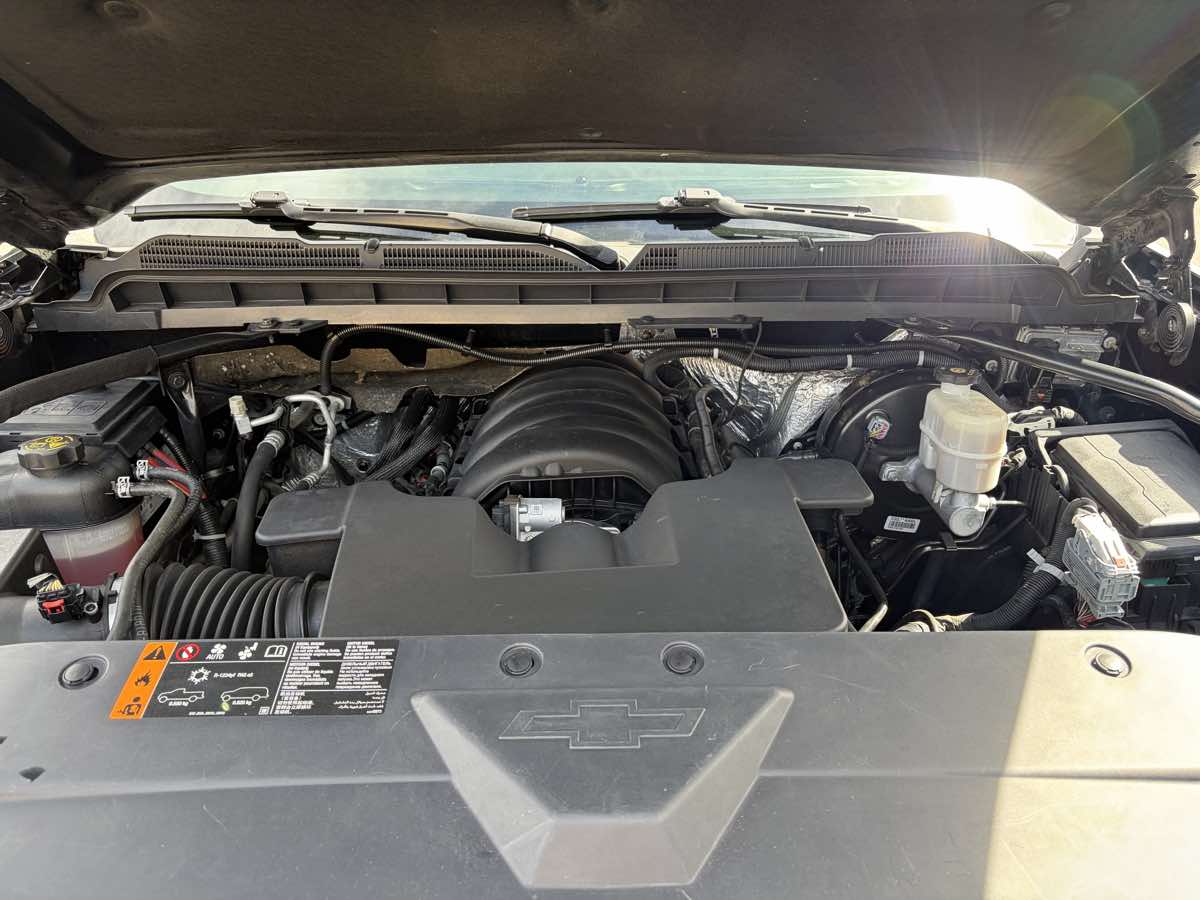 Photo 26 of this Chevrolet Silverado 1500