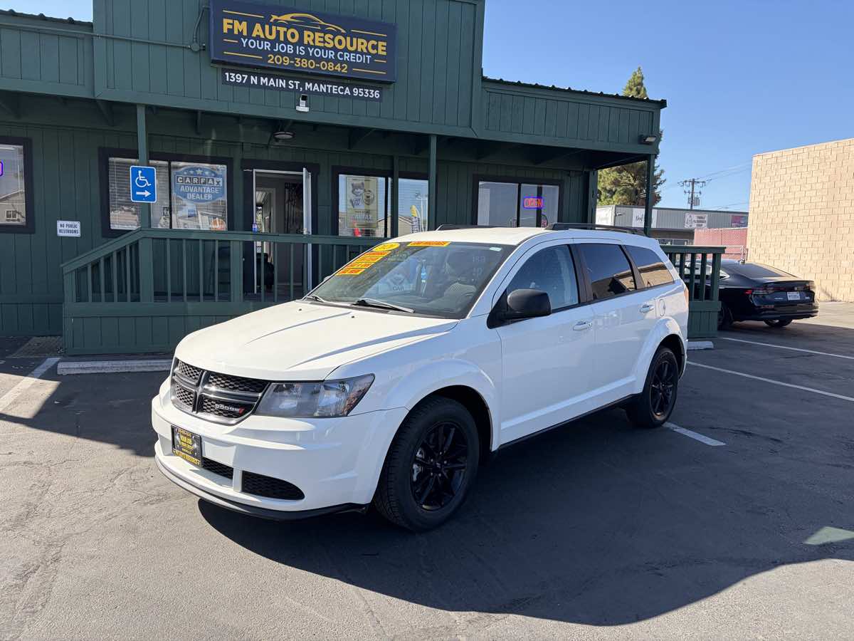 Photo 2 of this Dodge Journey