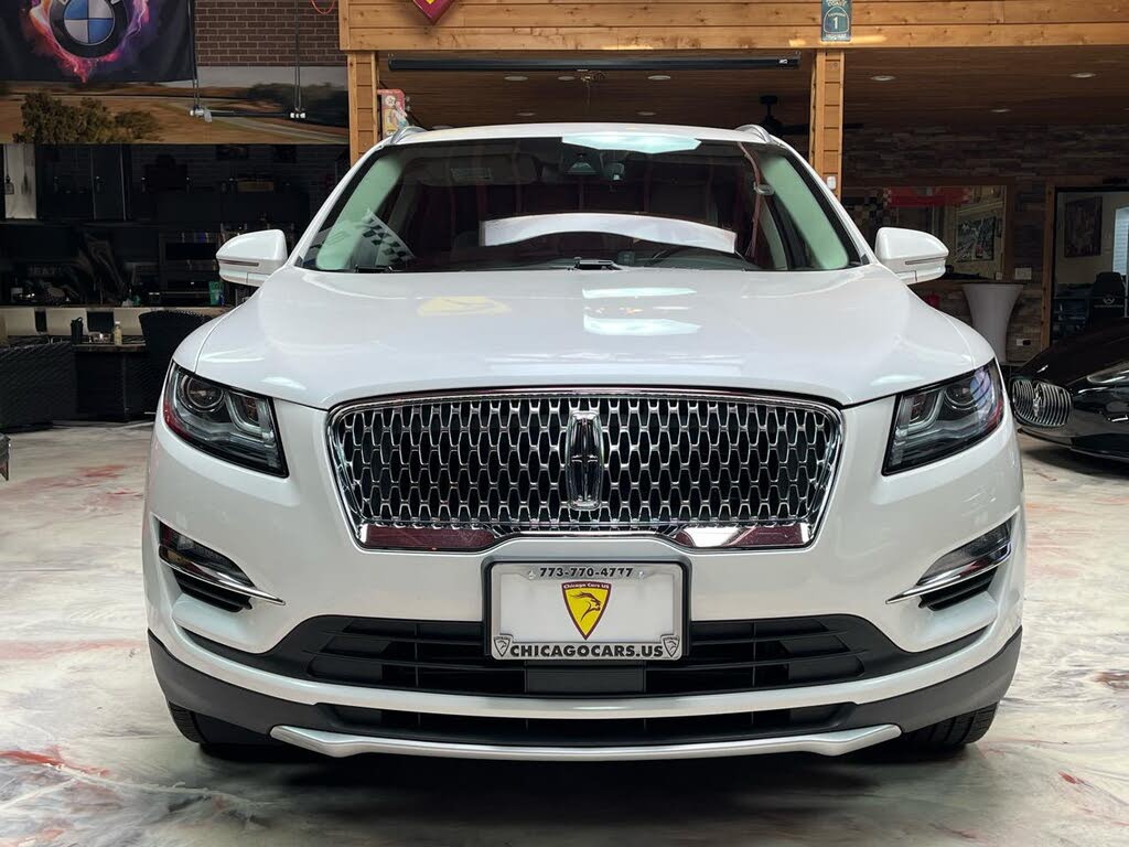 Photo 2 of this Lincoln MKC
