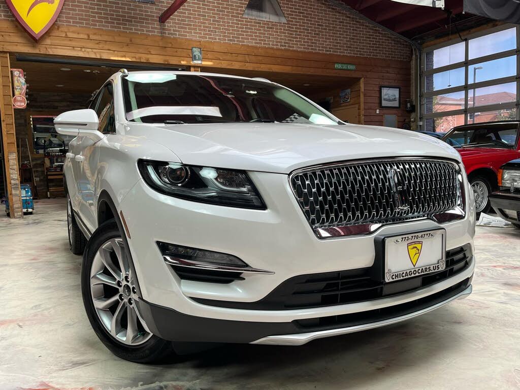 Photo 6 of this Lincoln MKC