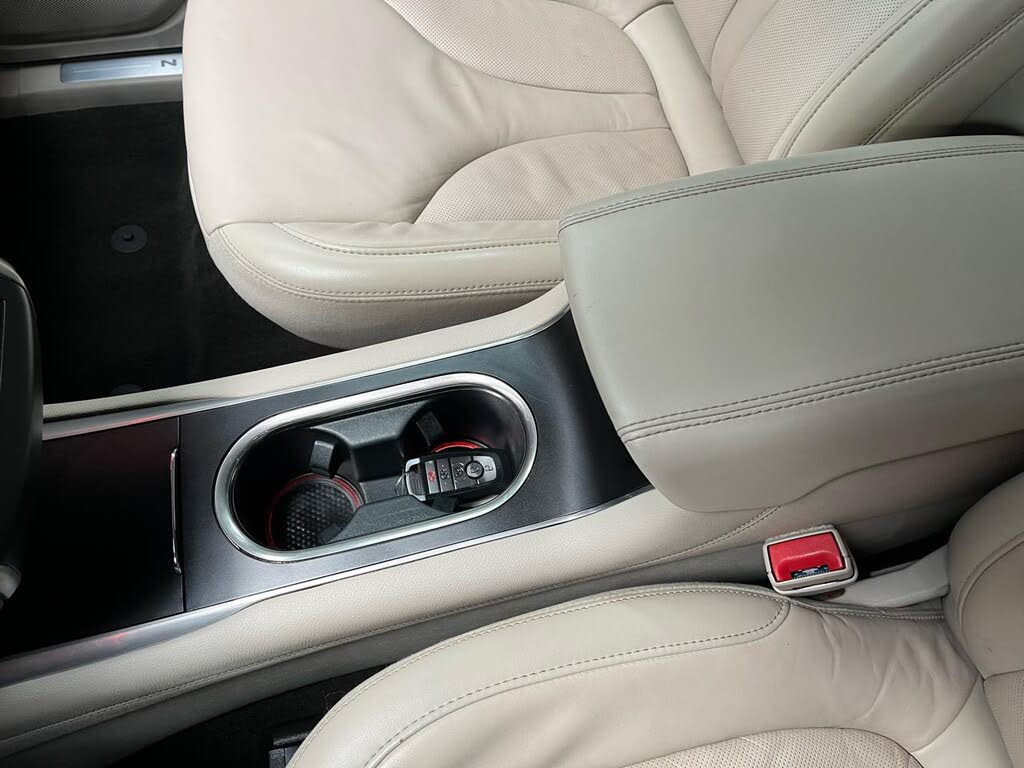 Photo 21 of this Lincoln MKC