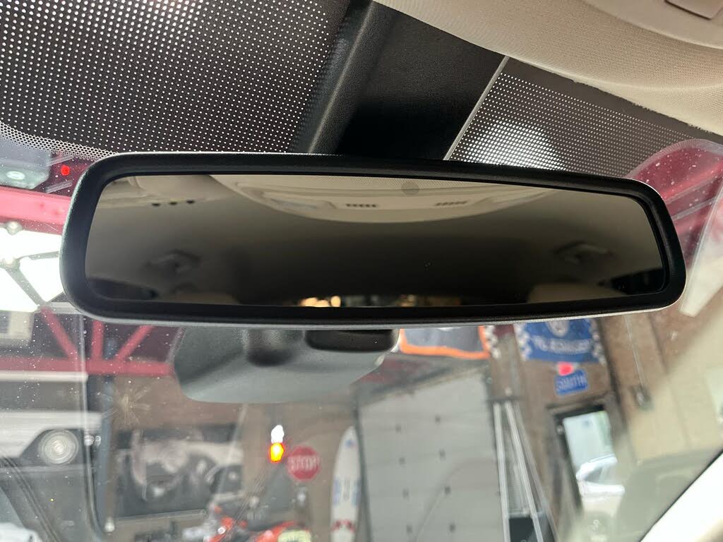 Photo 22 of this Lincoln MKC