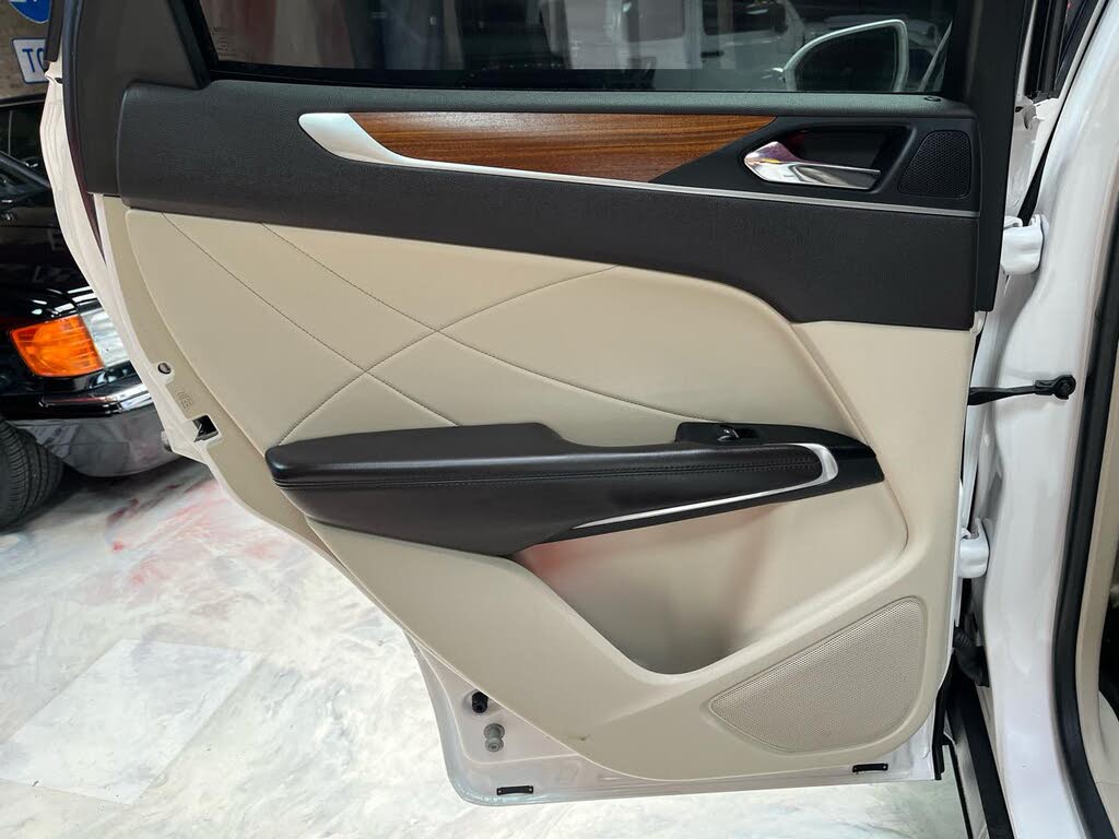 Photo 29 of this Lincoln MKC