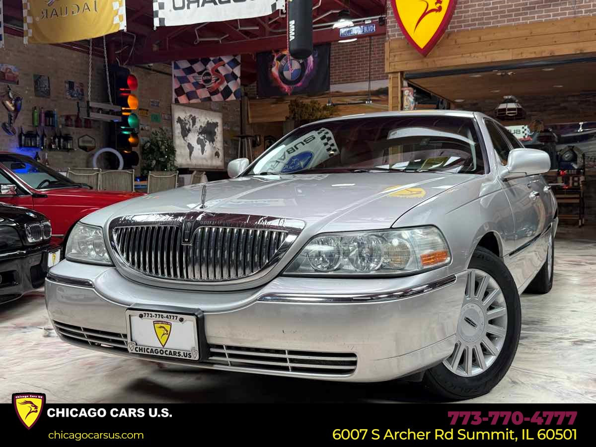 2003 Lincoln Town Car Executive