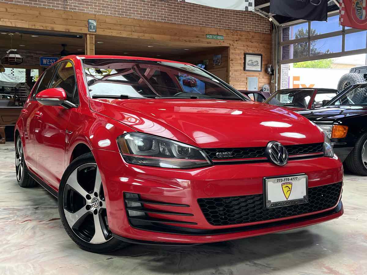 Photo 3 of this Volkswagen Golf GTI