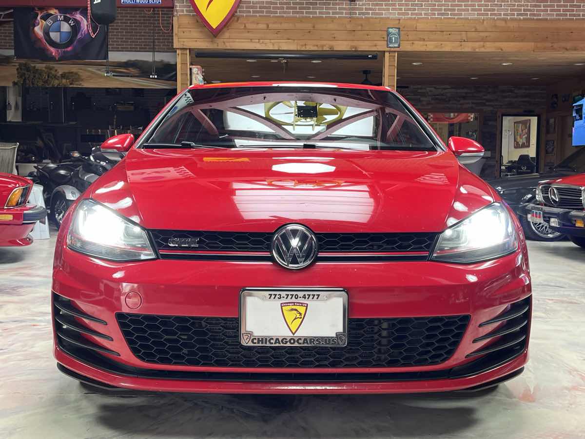Photo 7 of this Volkswagen Golf GTI