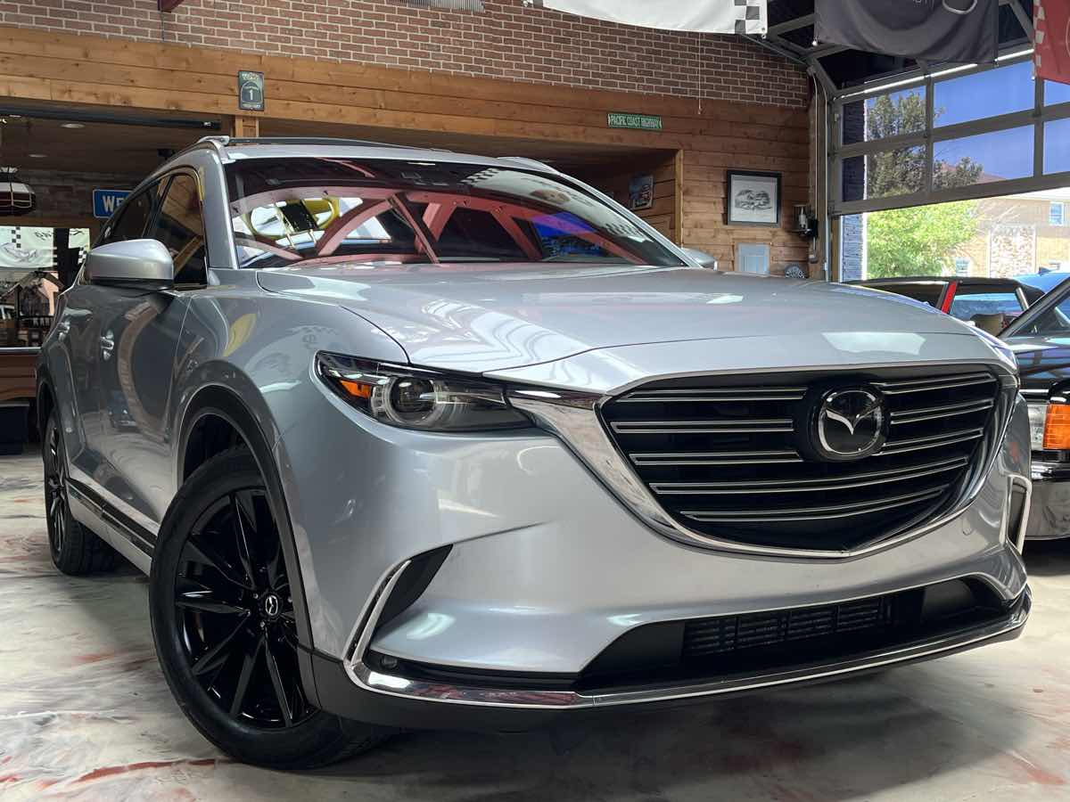 Photo 3 of this Mazda CX-9