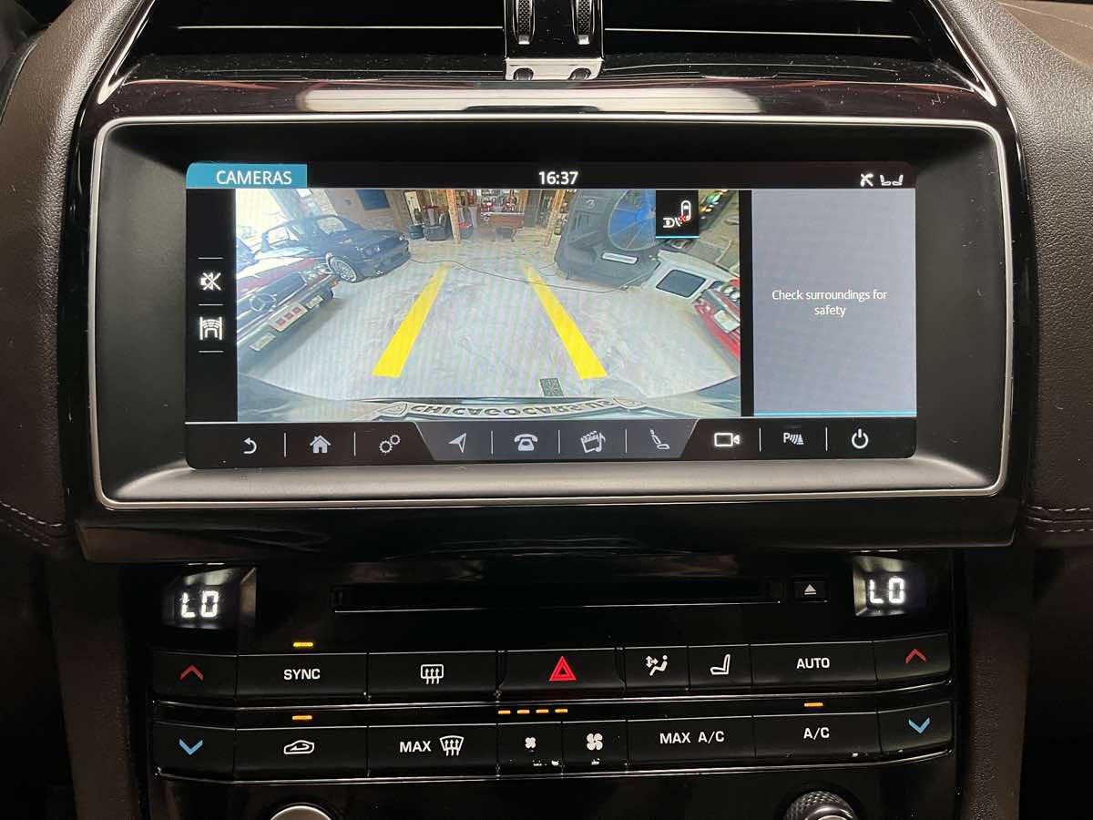 Photo 15 of this Jaguar F-PACE