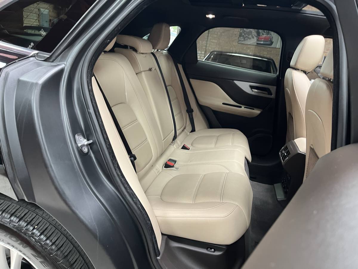 Photo 21 of this Jaguar F-PACE