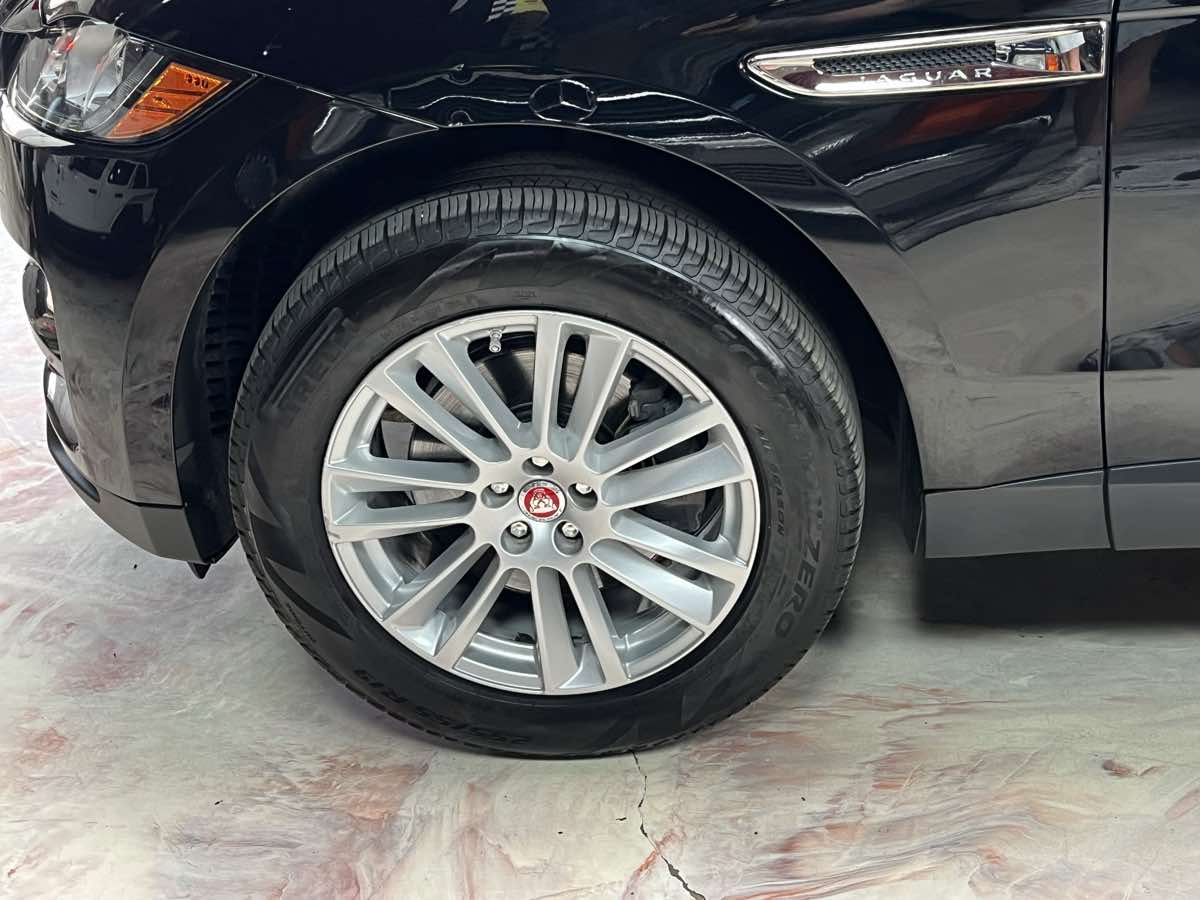 Photo 28 of this Jaguar F-PACE