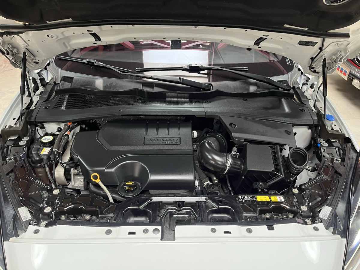 Photo 32 of this Jaguar E-PACE