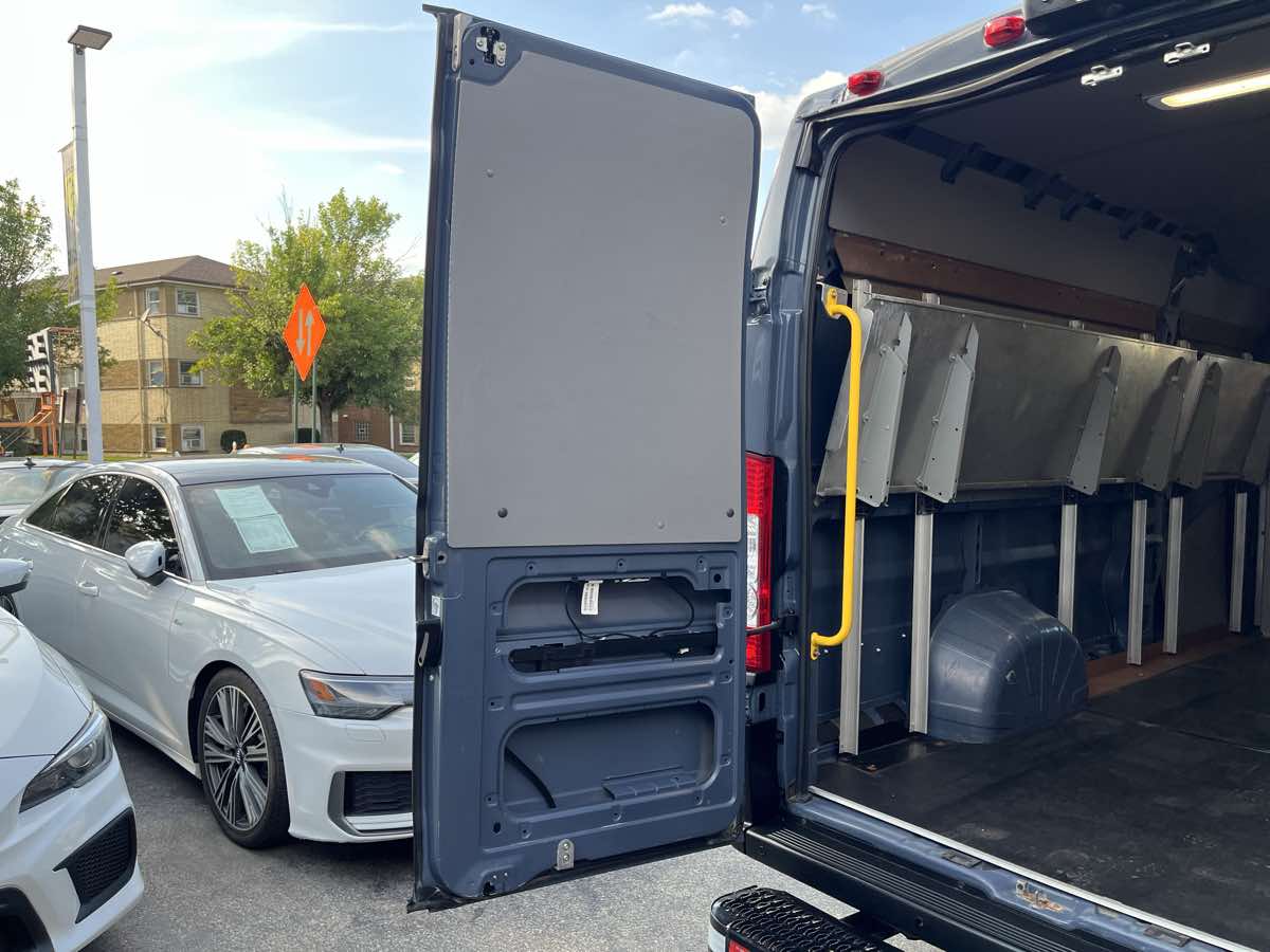 Photo 25 of this Ram ProMaster Cargo Van