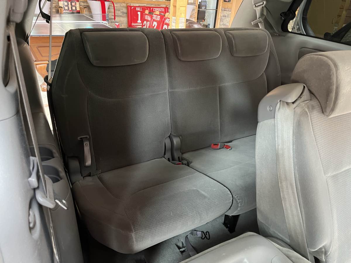 Photo 25 of this Toyota Sienna