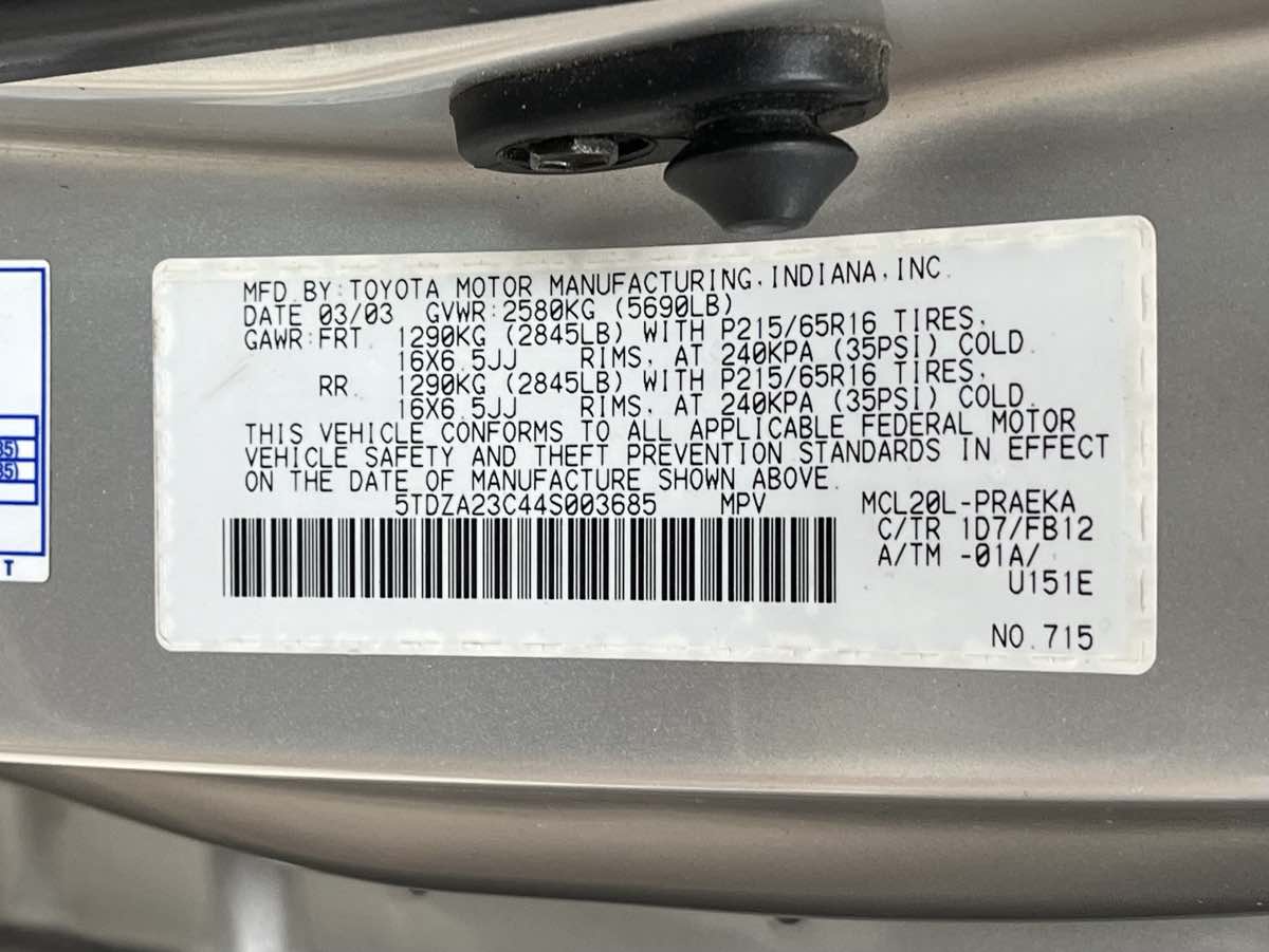Photo 36 of this Toyota Sienna