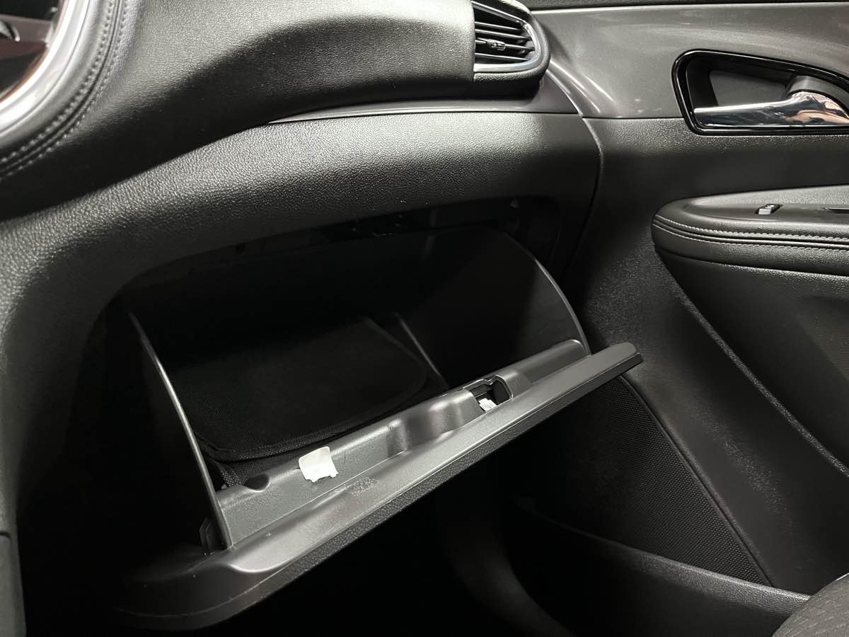 Photo 21 of this Buick Encore