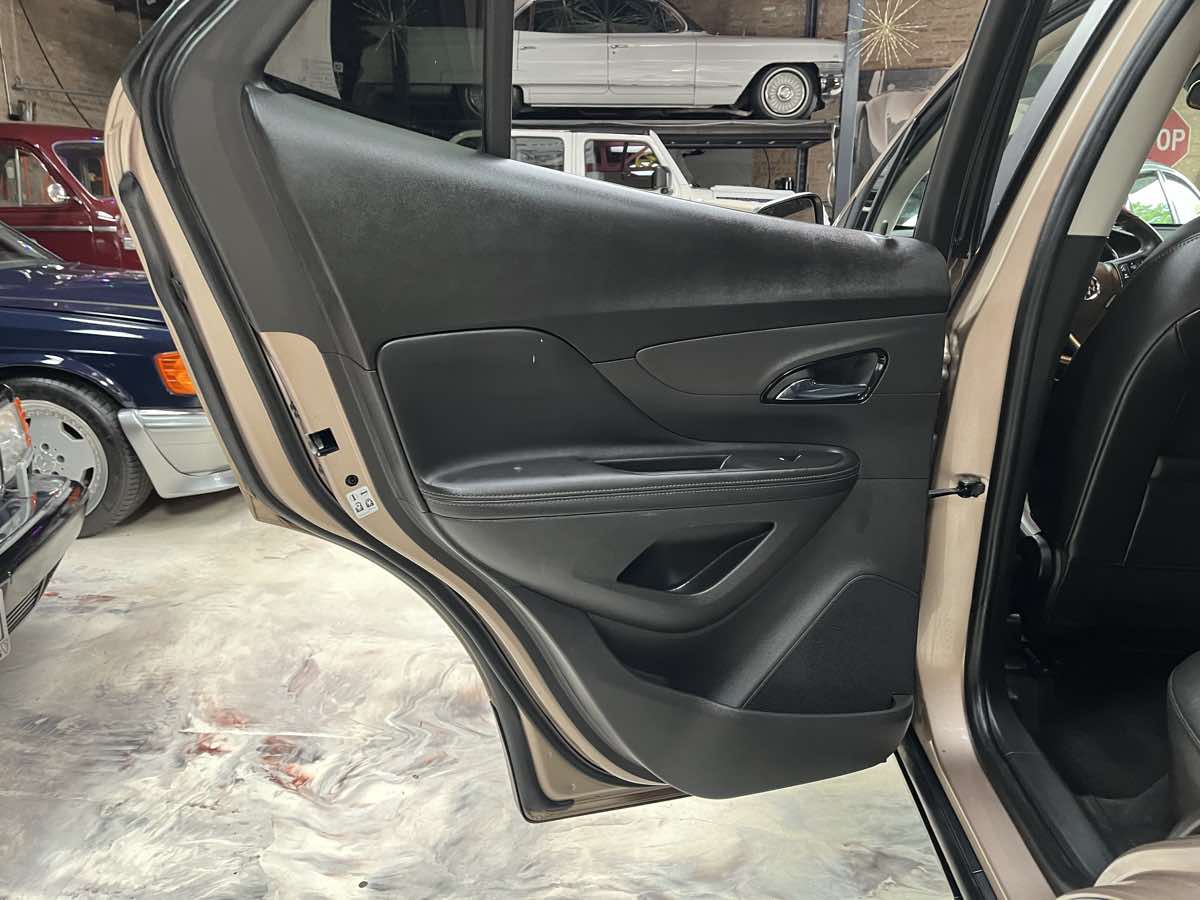 Photo 29 of this Buick Encore