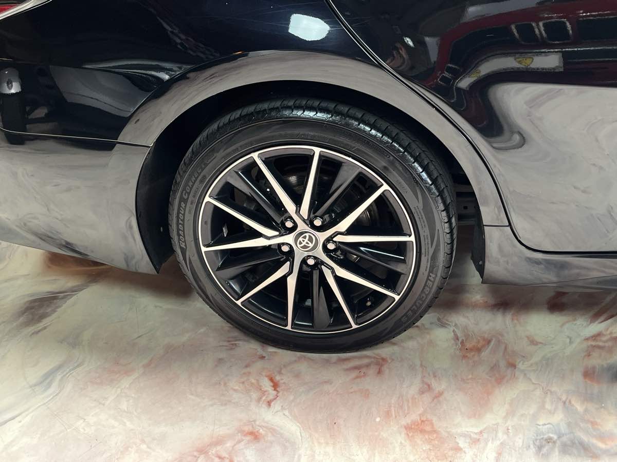Photo 33 of this Toyota Camry
