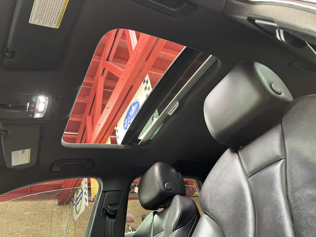 Photo 22 of this Audi A3 Sportback e-tron