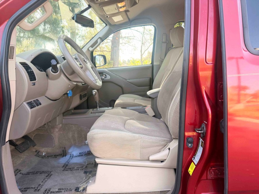 2015 Nissan Frontier SV - Photo 15