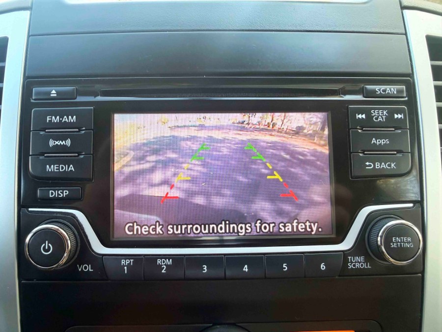 2015 Nissan Frontier SV - Photo 24