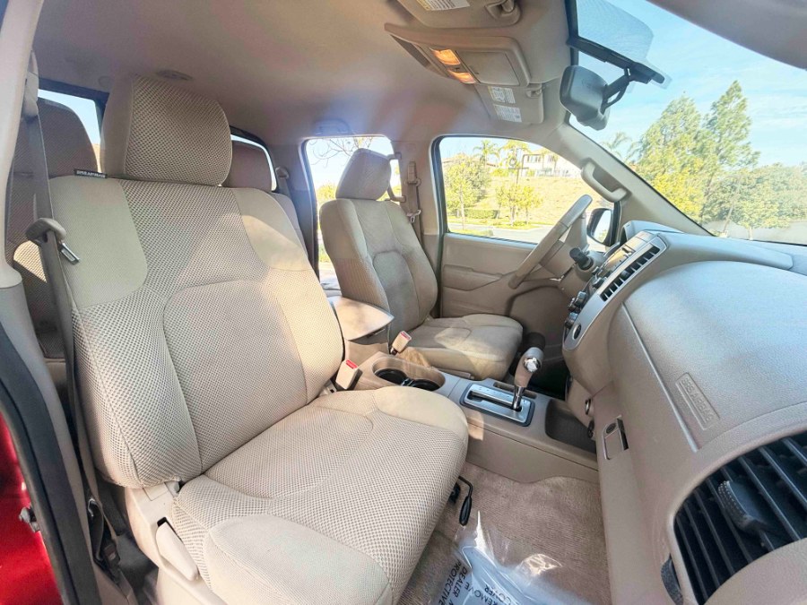 2015 Nissan Frontier SV - Photo 29