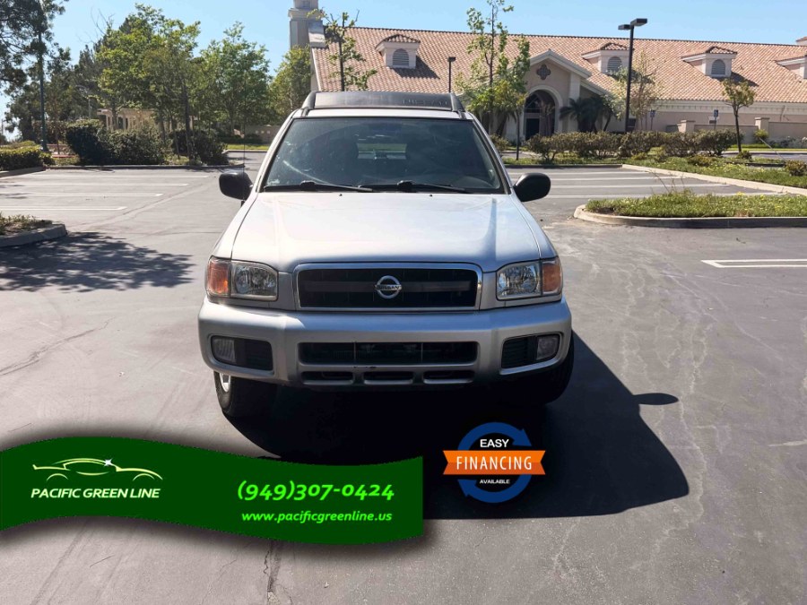 2003 Nissan Pathfinder SE - Photo 2