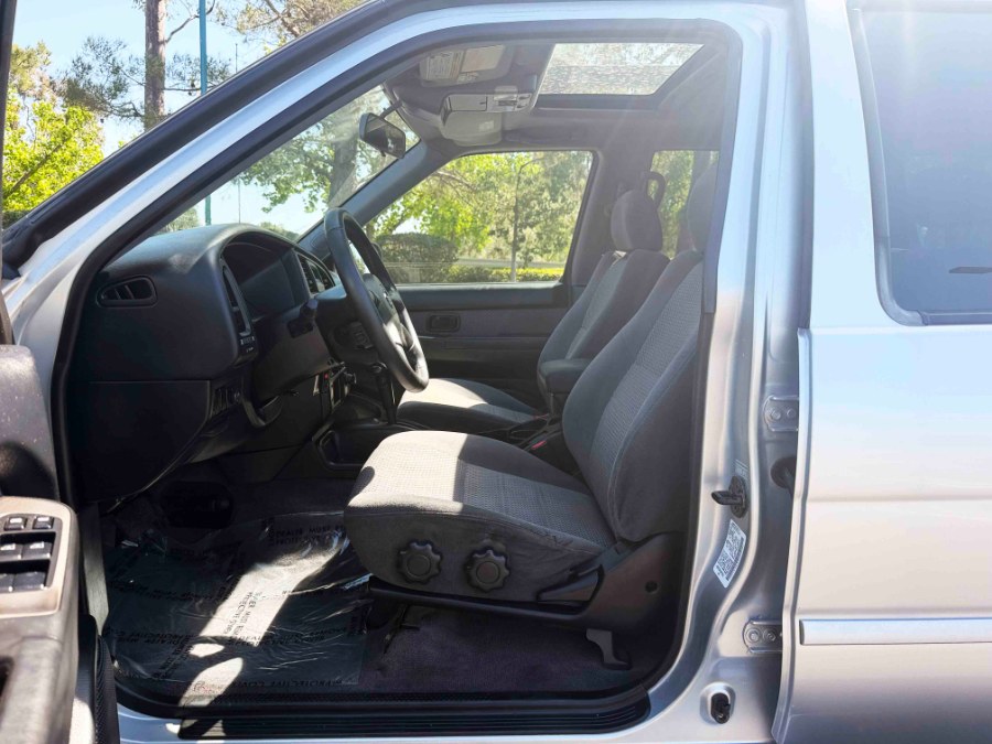 2003 Nissan Pathfinder SE - Photo 16