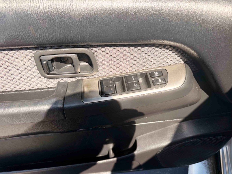 2003 Nissan Pathfinder SE - Photo 19