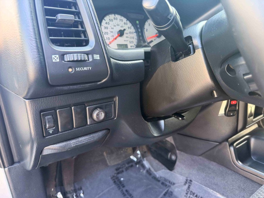 2003 Nissan Pathfinder SE - Photo 20