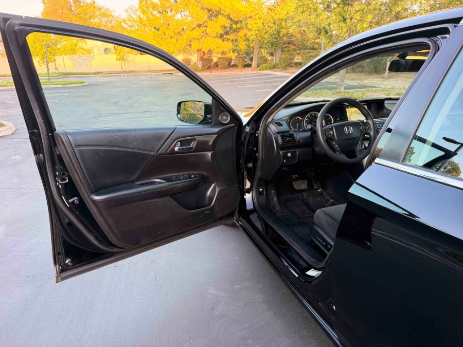 2014 Honda Accord EX - Photo 14