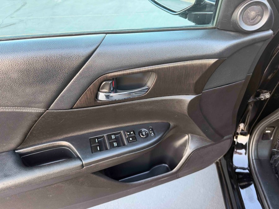 2014 Honda Accord EX - Photo 18