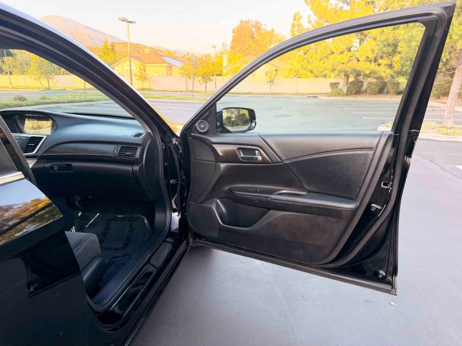 2014 Honda Accord EX - Photo 29