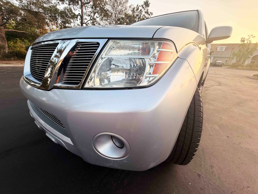 2008 Nissan Pathfinder SE - Photo 11