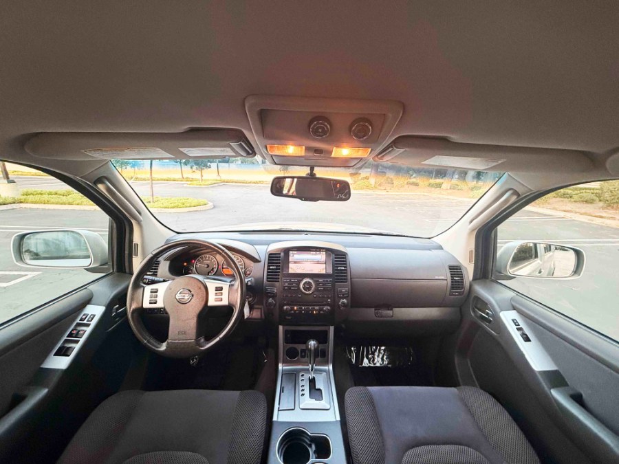 2008 Nissan Pathfinder SE - Photo 17