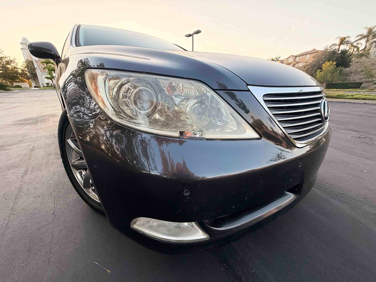 2009 Lexus LS Base - Photo 10