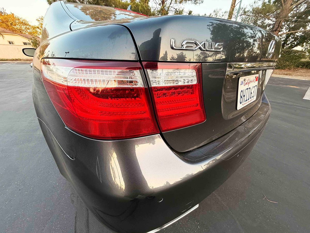 2009 Lexus LS Base - Photo 12