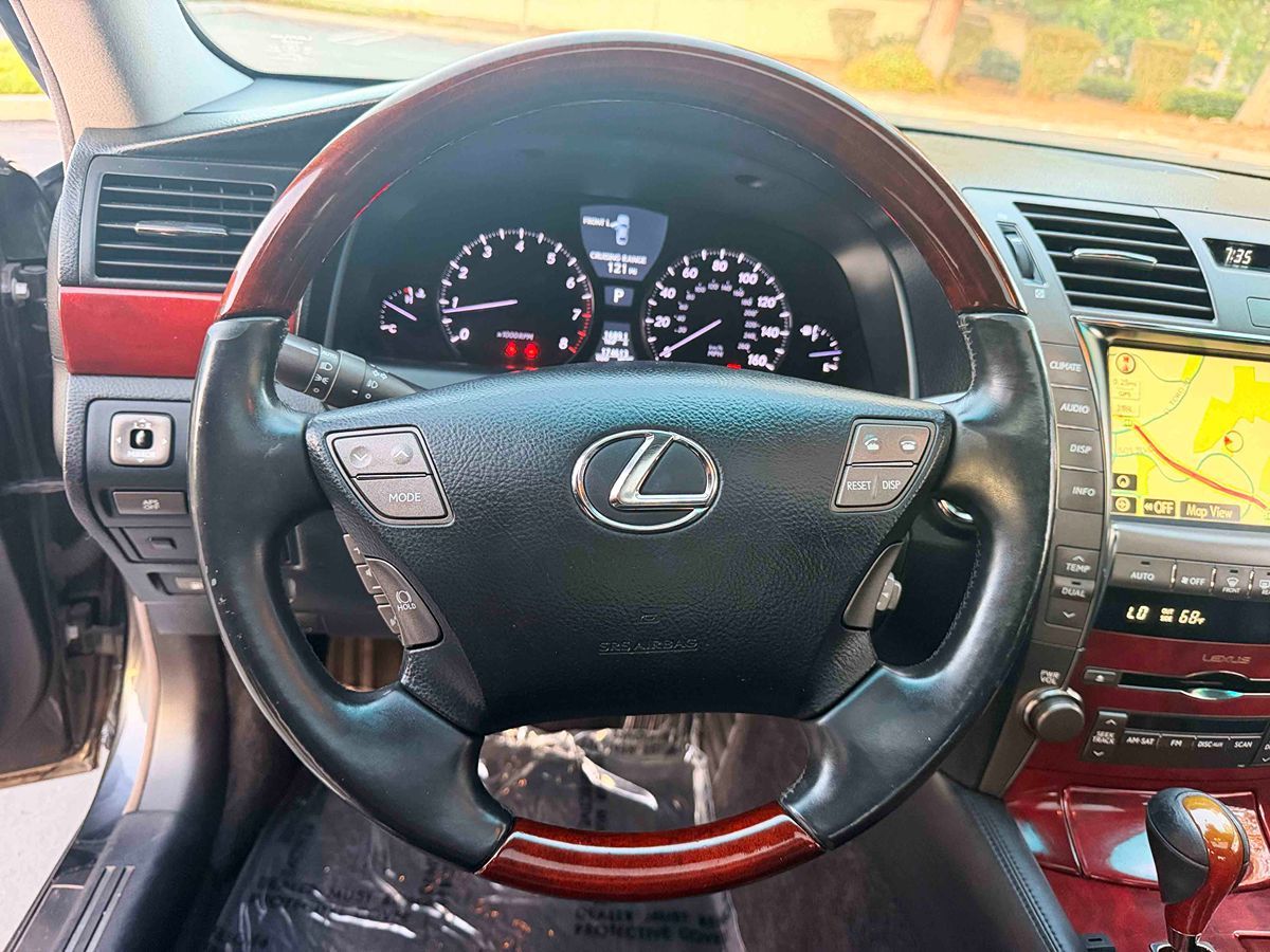 2009 Lexus LS Base - Photo 17