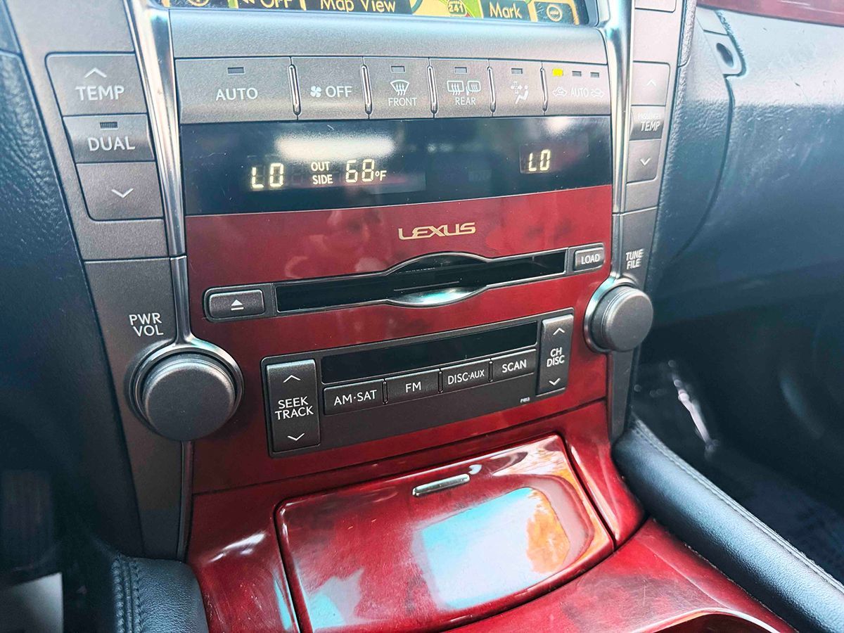 2009 Lexus LS Base - Photo 21