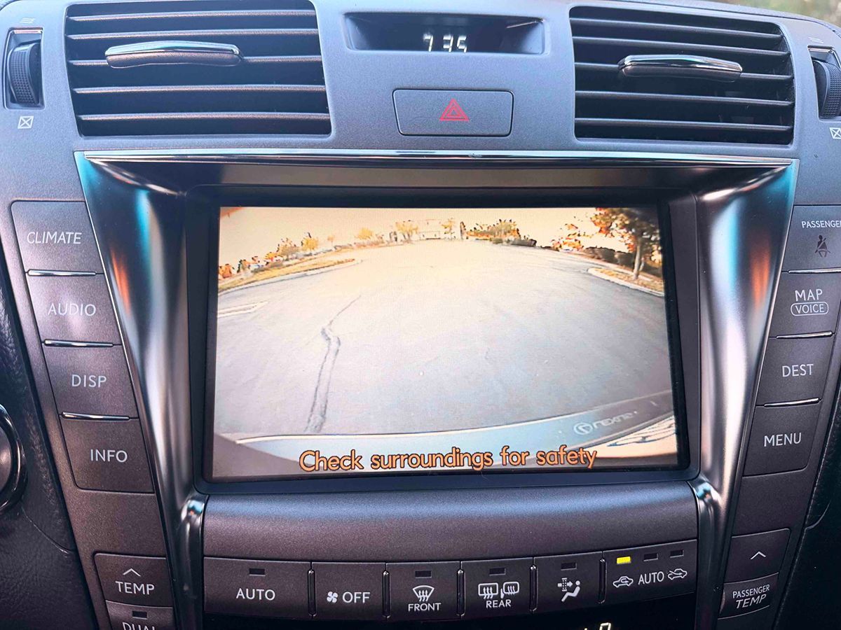 2009 Lexus LS Base - Photo 23