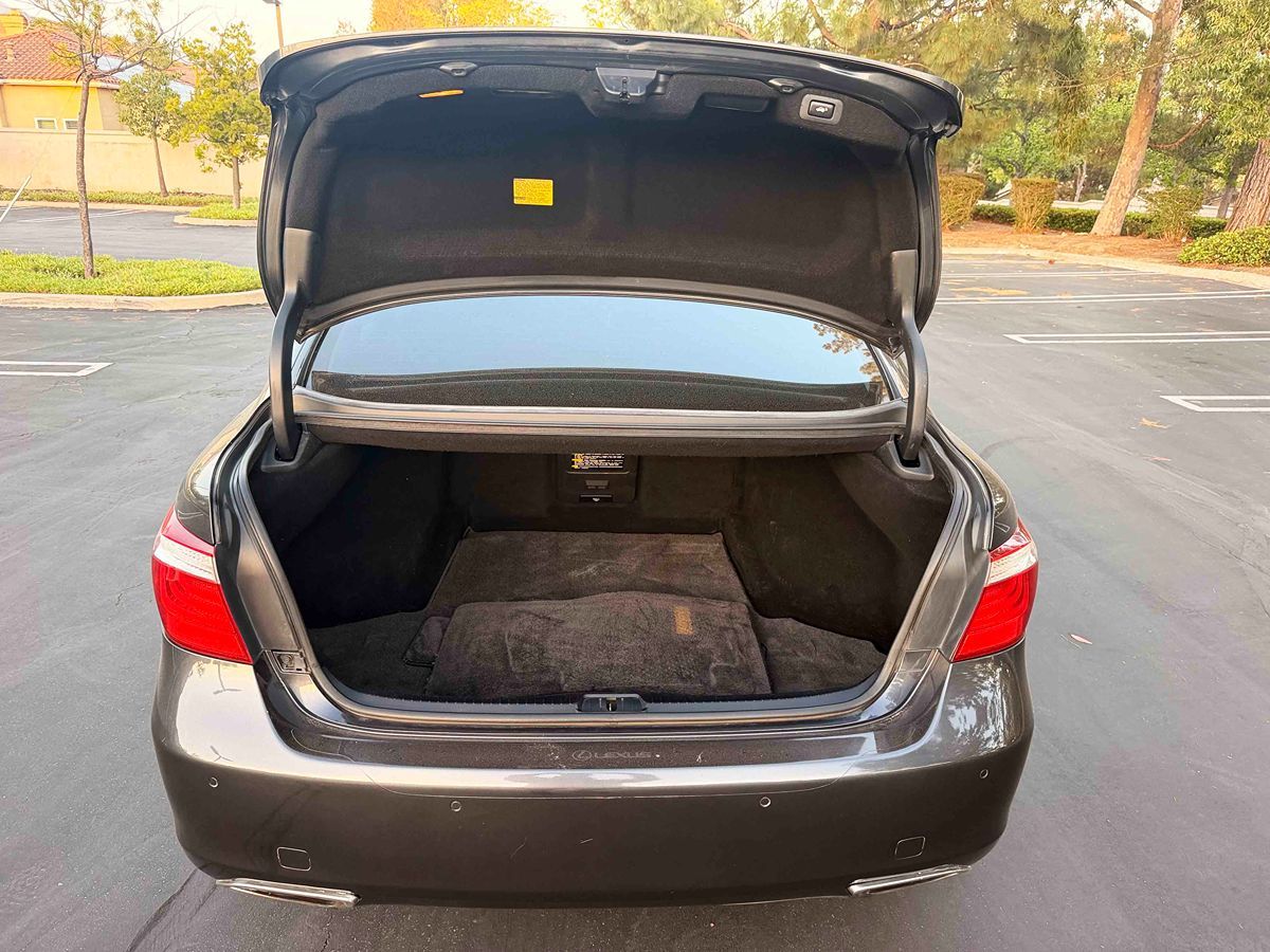 2009 Lexus LS Base - Photo 30