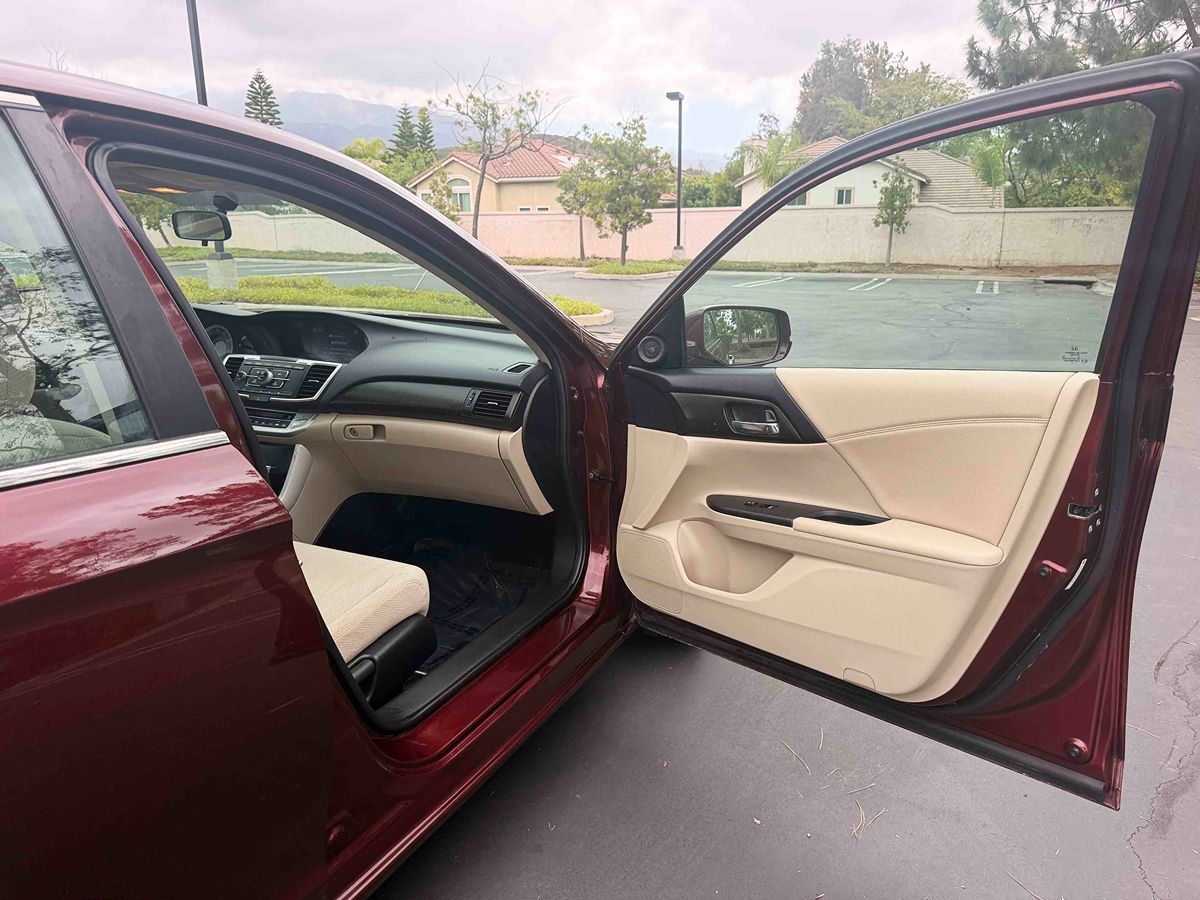 2014 Honda Accord EX - Photo 26